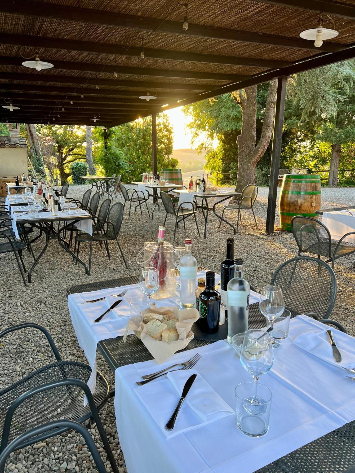Agriturismo Pometti - Fattoria La Selva Trequanda Exteriér fotografie